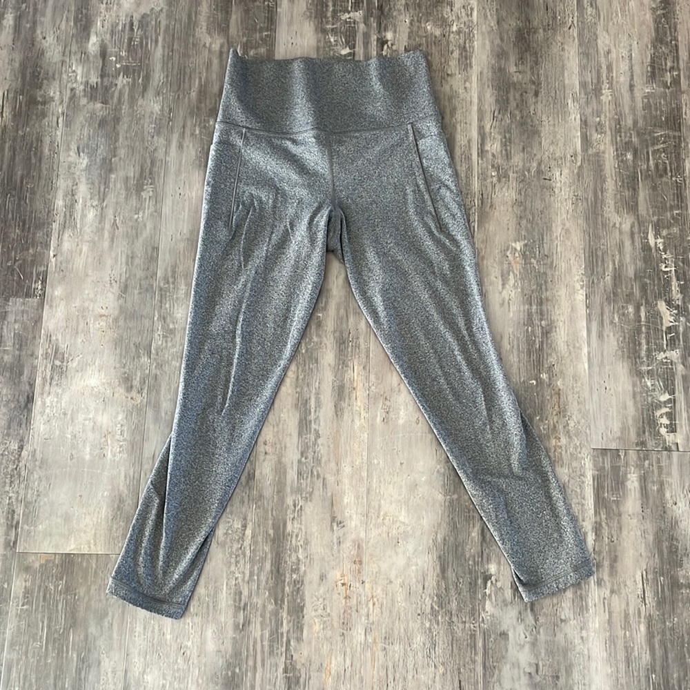 Athleta Salutation 7/8 Tight